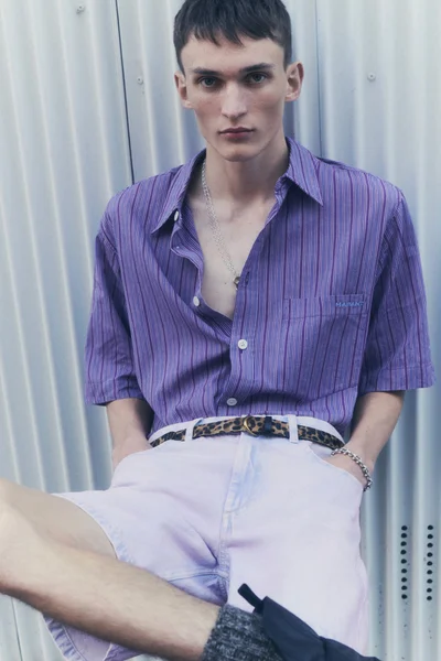 Look 16